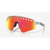 OKULARY OAKLEY® OO9465-40 SUTRO LITE SWEEP SPACE DUST/PRIZM RUBY Mathieu Van Der Poel Signature Series (MVDP)
