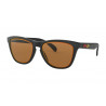 OKULARY OAKLEY® OO9013-E2 FROGSKINS MATTE BLACK/PRIZM BRONZE RUBY ALT IRIDIUM